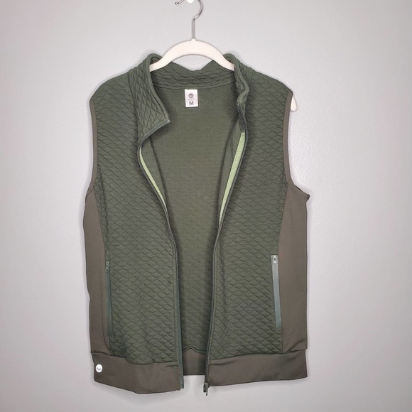 Senita Athletics hunter green quilted vest size M zip up - Picture 4 of 9